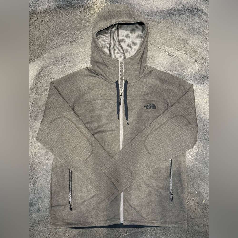 North Face Men’s lightweight Jacket